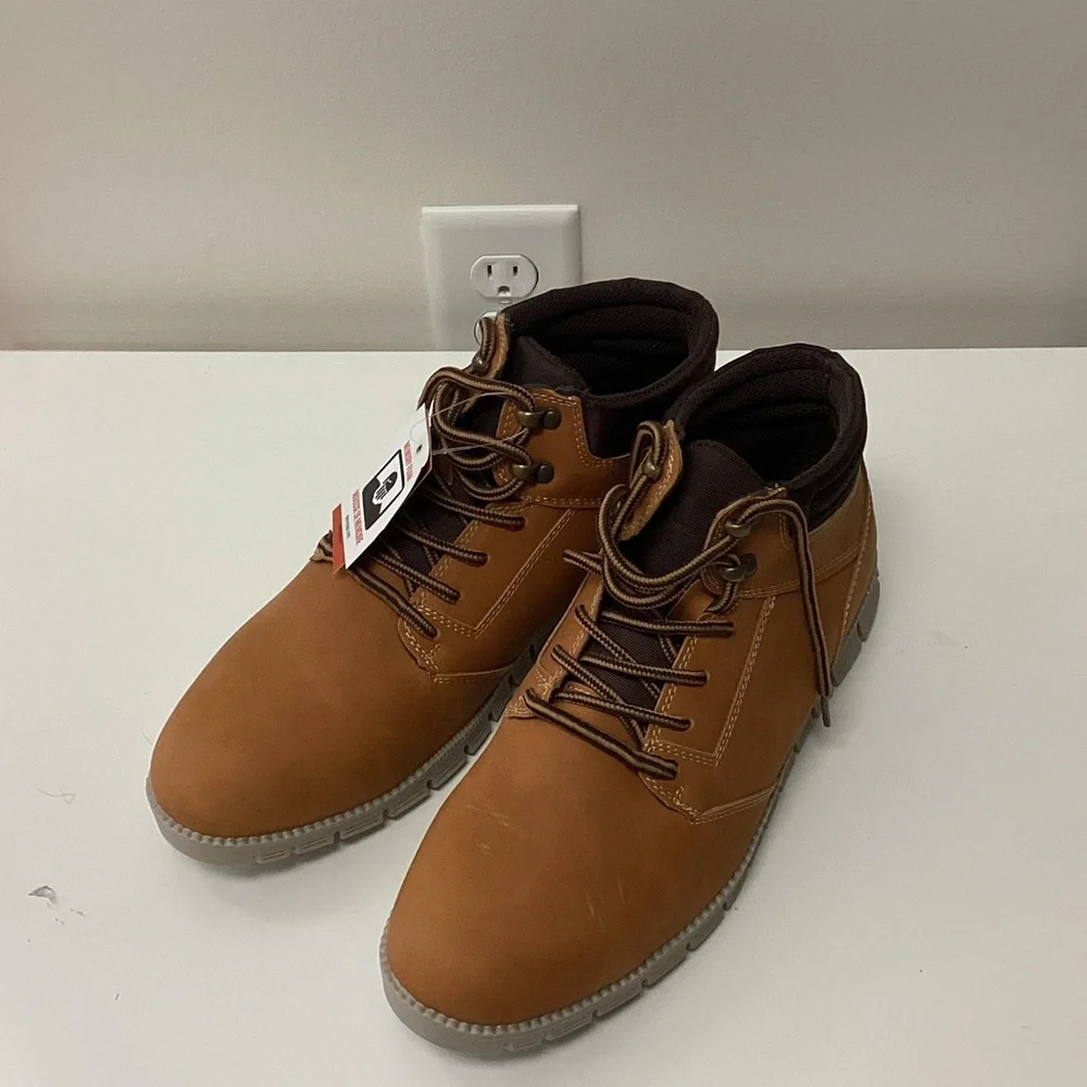 Deer stags Men's Tan Leather Boots with Dark Brown Accents size 8.5 - Picture 2 of 6